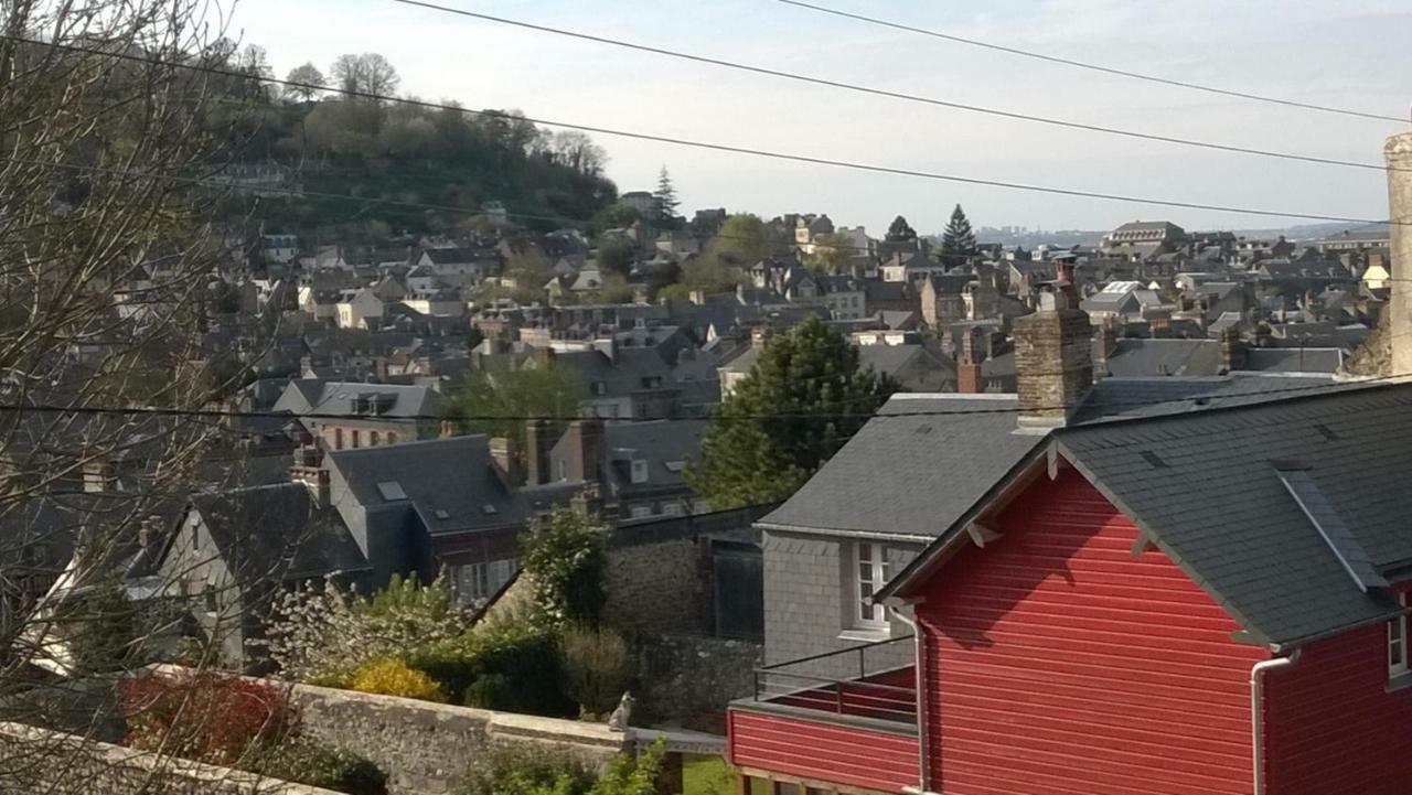 Villa Le charme à la Française à Honfleur Extérieur photo